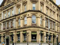 The Sir Thomas Hotel Hotels near James Street Station