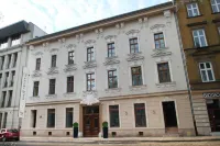 Ventus Rosa Boutique Aparthotel Hotels near Face & Body Institute