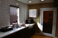 Cozy Nest 5 Near UND Campus