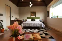 Jewel of Jungle Hotels in Guruwahi