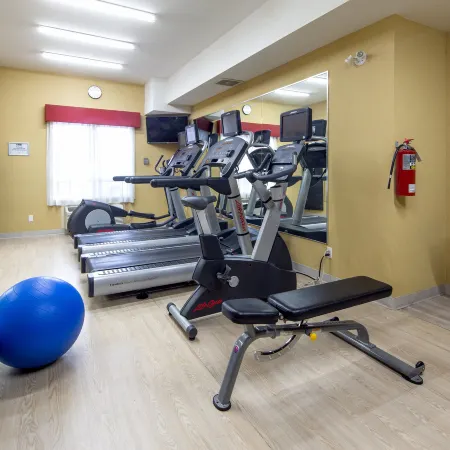 Holiday Inn Express & Suites EDSON by IHG