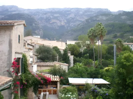 Hotel El Guía Отели рядом с достопримечательностью «Jardi Botanic de Soller»