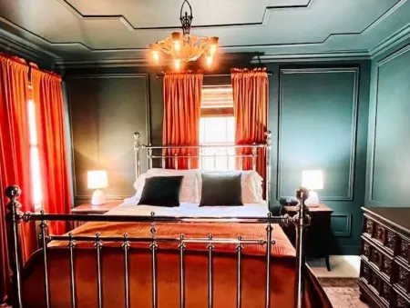 Modern Farm House Pensacola, FlCentrally located in the heart of Pensacola