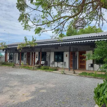 Nararin Garden House