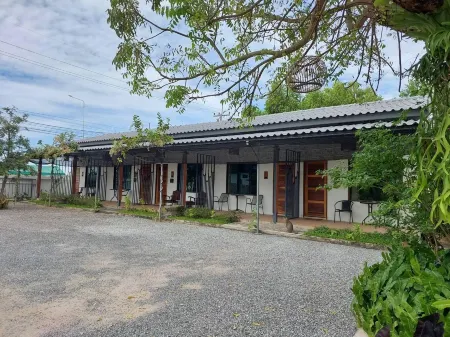 Nararin Garden House