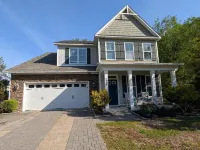 Big Fun in the Sun - Spacious 6 Bedroom Vacation Home in Fabulous Wilmington NC