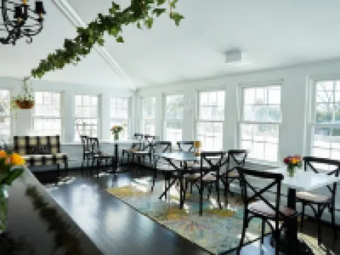 シェルター ハーバー イン ウェスタリーのホテル