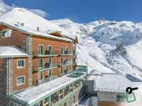 Hotiday Room Collection - Cervinia Hotels near Cervino Ski Paradise Breuil-Cervinia Valtournenche