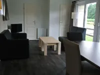 Chalet with 2 Bathrooms and a Boat, Near Giethoorn Hoteles cerca de Museum Giethoorn 't Olde Maat Uus