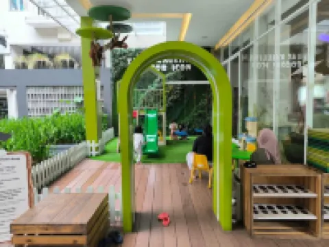 Holla茂物地標公寓酒店