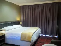Sangiro Game Lodge Hotels in Motheo