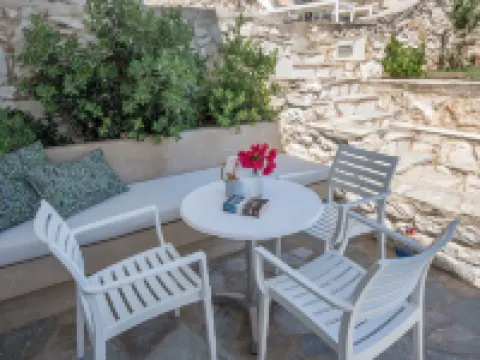 Adonis Hotel Studios & Apartments Hotels in Naoussa