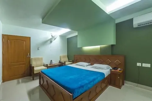 Hotel Madikeri Heritage - parking