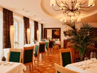 蘭德豪斯祖阿佩巴奇飯店 住宿飯店