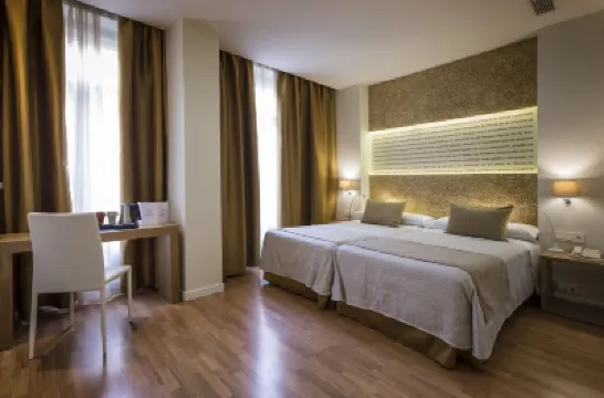 Hotel Comfort Dauro 2 Отели в г. 