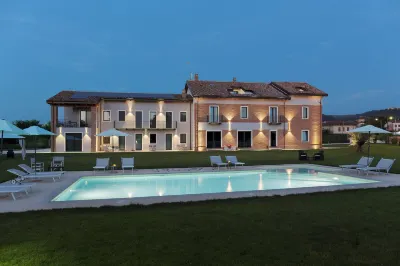 Casale Auriga Oltrepò Pavese Hotel in zona Castello di Galliavola sec. XIV