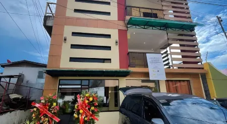 Casa Preciosa Moalboal Inn
