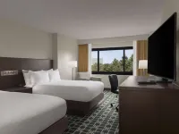 DoubleTree by Hilton Fort Lee/George Washington Bridge Hotels in Fort Lee