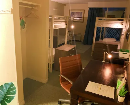 Bposhtels Orlando Florida Mall Отели рядом с достопримечательностью «Hukoo's Family Fun»