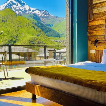Hotel Misty Mountain