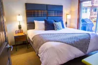 Stoneridge Resort - Mountain View - Pool & Hot Tub Hotels near Mangoland
