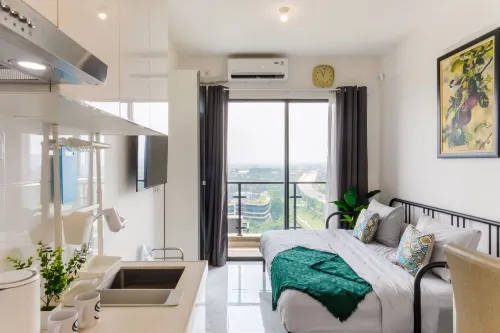 Arka by TwoSpaces Studio @Skyhouse Apartment Hotel di Cisauk