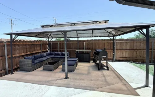 Spacious, Bright & Central Brownwood Home