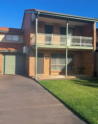 Beach Daze, Silver SandsRelax & enjoy...one street from beach Hotels in Aldinga Beach