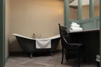 Bushmills Townhouse Hotels in Portballintrae