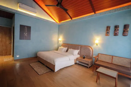 Tiki Farms Hotels in Takave