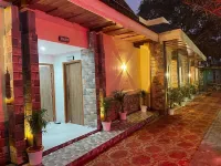 JJ Lawns And Resort Hôtels à : Anora Kala