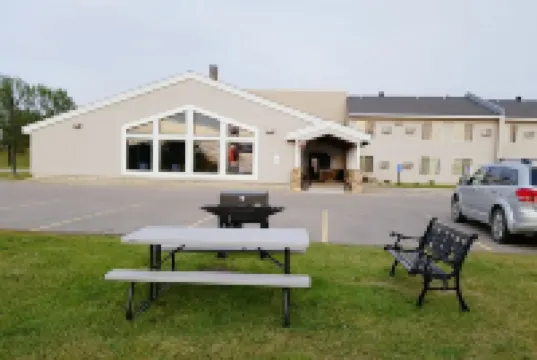 ซุปเปอร์ 8 บายวินด์แฮม เกลนวูด โรงแรมใน