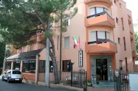 Hotel Niagara Rimini Hotels in der Nähe von Priorato Madonna di Loreto