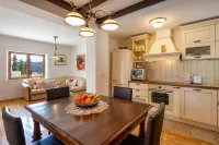 Villa Vjeka Cozy Family Retreat with Heated Pool, Brač Island - Villas