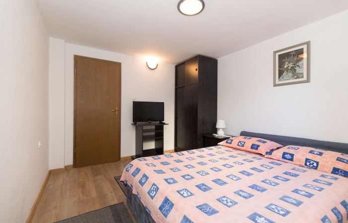 Apartments Jaksa