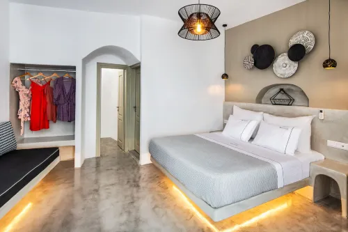 Kaleidoscope Oia Suites