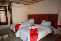 Tundreheni Hill Hotel and Restaurant Hotel dekat Caritas Market