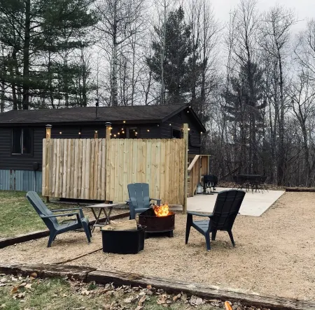 Tiny Timber, Tiny Cabin with a Scandinavian Flair! Sauna & Plunge Tub!