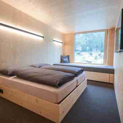 Revier Mountain Lodge Montafon 的山區小屋 Rooms