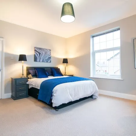 Modern Living 2 Bedroom Apartment South Wilmslow