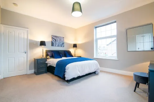 Modern Living 2 Bedroom Apartment South Wilmslow