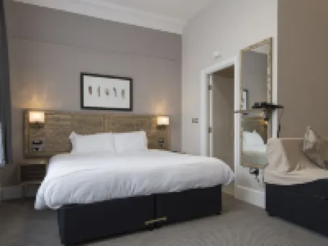Owl, Hambleton by Marston's Inns Hotels in Selby District