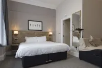 Owl, Hambleton by Marston's Inns Hotel di Selby