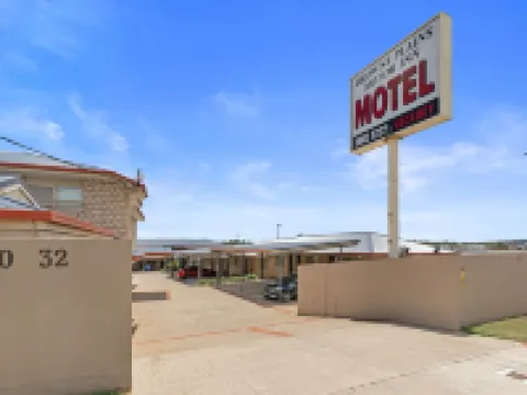 Browns Plains Motor Inn Hotels in Loganholme