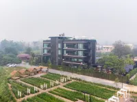더 뷰 치앙다오 ตูบกลางดอย & Camping Chiang Dao 주변 호텔