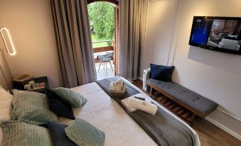 Dúplex Luxo Com Piscina Aquecida, Lareira e Wifi