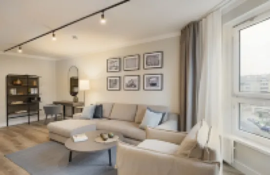 อพาร์ทเมนท์ อัม บรันเดินบัวร์เกอร์ ทอร์ โรงแรมใกล้อนุสรณ์สถานฮอโลคอสต์