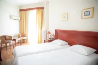 Tzaki Hotel & Restaurant Patras