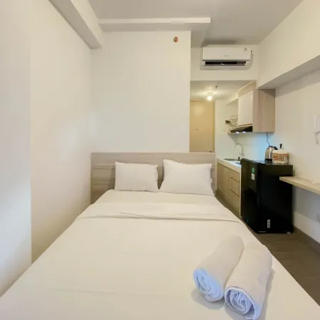 Warm and Homey Studio Tokyo Riverside Pik 2 Apartment