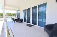 PÀRIS Villas 2BD Villa Rodney Bay Hotels in Gros Islet